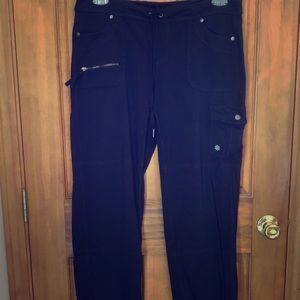 Athleta | Bettina Boyfriend Cargo Pants